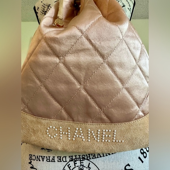 FREE GIVEAWAY! Follow on IG @myexlux free giveaways often - Picture 6 of 10